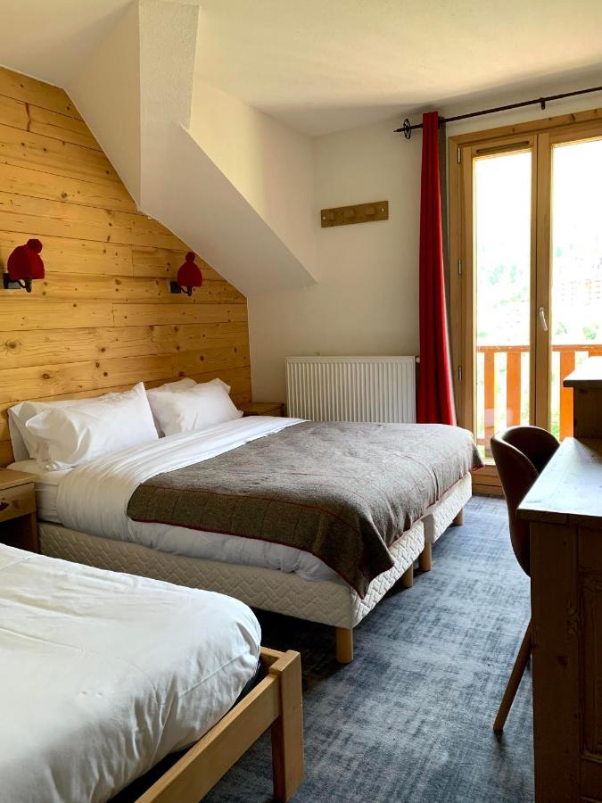 Hotel Lac Bleu 1650 Saint-François-Longchamp Kültér fotó