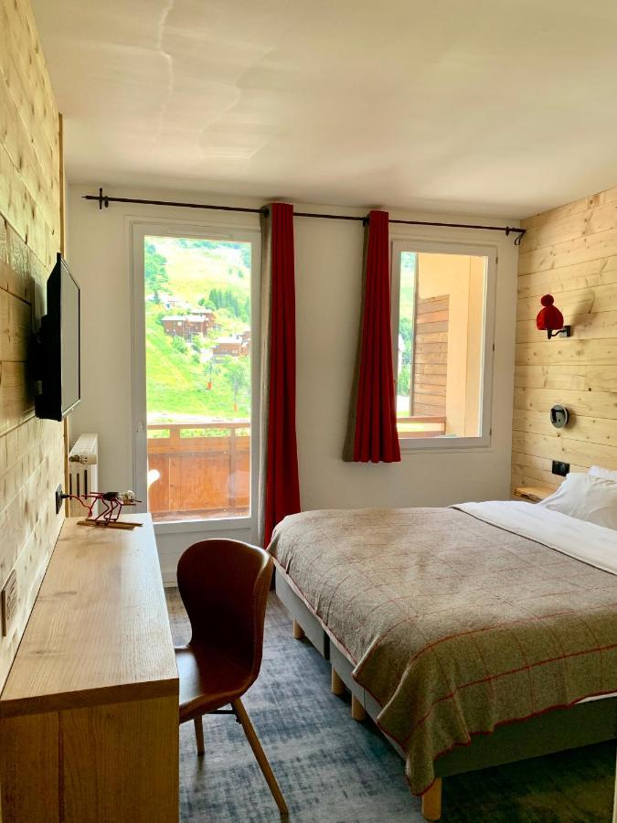 Hotel Lac Bleu 1650 Saint-François-Longchamp Kültér fotó