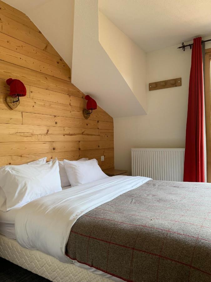 Hotel Lac Bleu 1650 Saint-François-Longchamp Kültér fotó