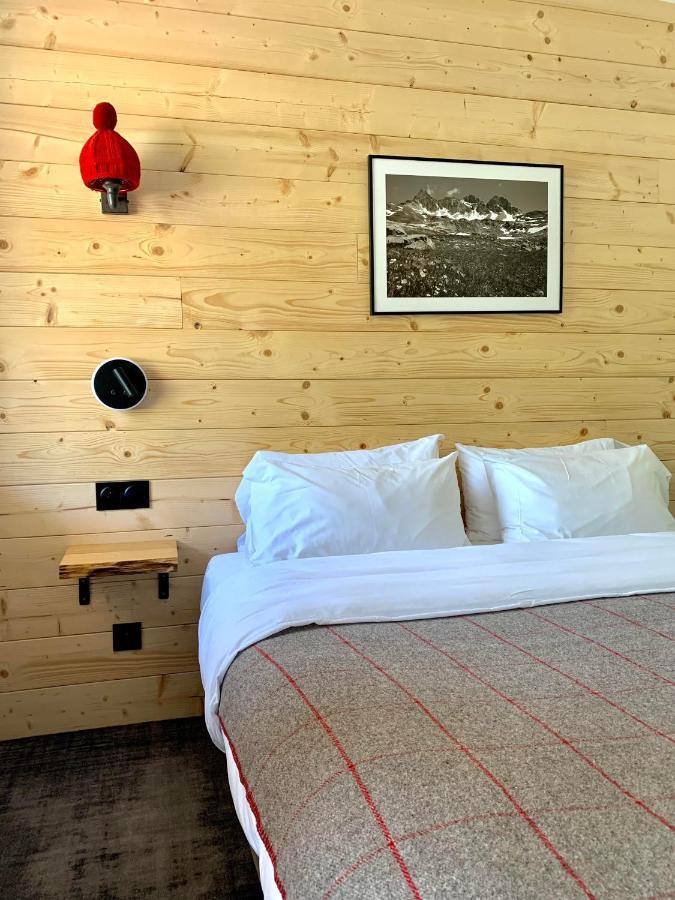 Hotel Lac Bleu 1650 Saint-François-Longchamp Kültér fotó