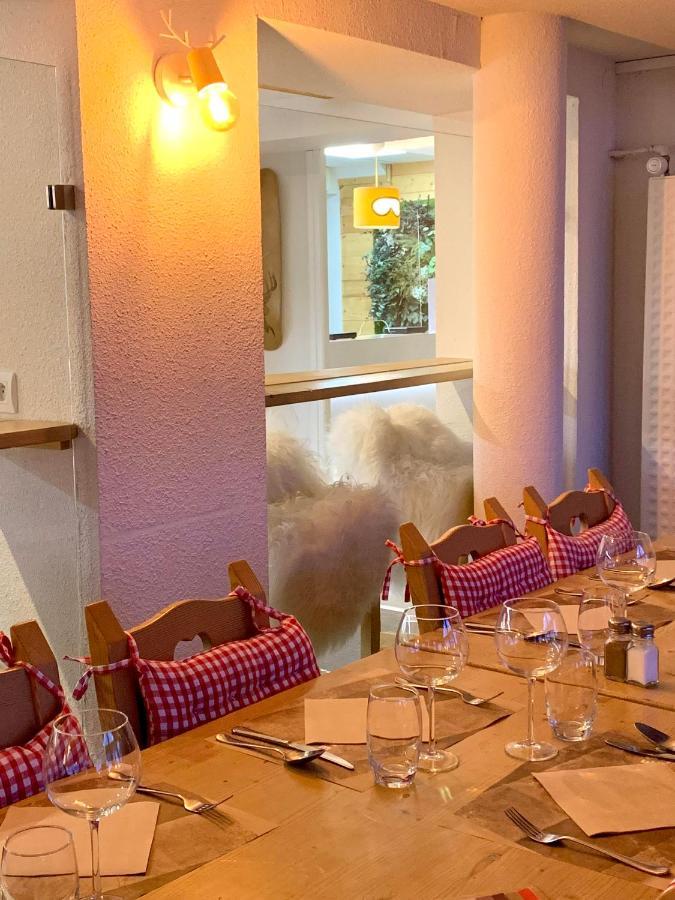 Hotel Lac Bleu 1650 Saint-François-Longchamp Kültér fotó